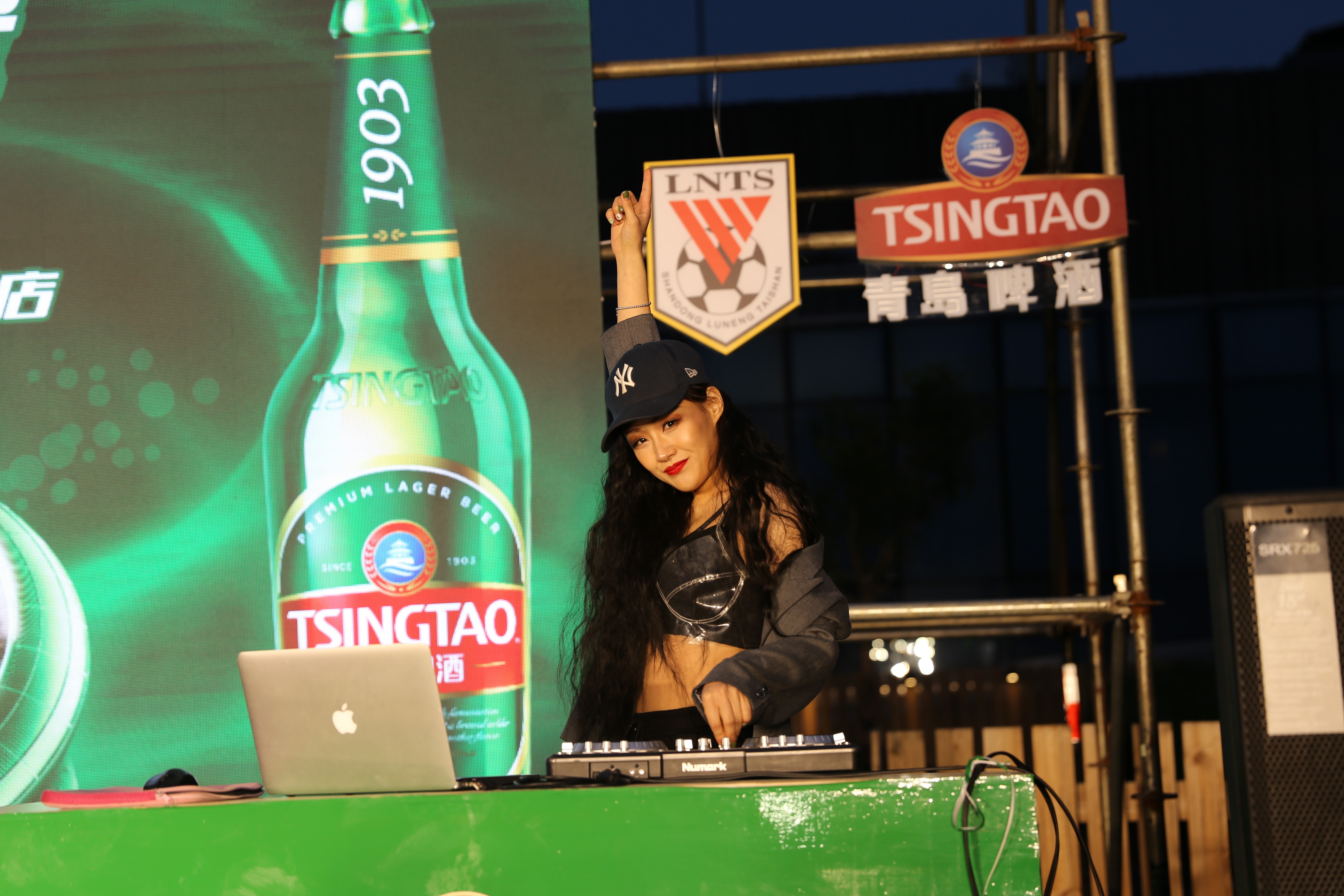 青岛啤酒狂欢夜,青岛啤酒中超观赛派对河南