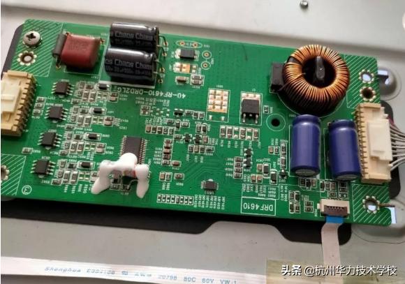 维修TCL液晶L48A71开机屏幕一闪黑屏-杭州华力学校