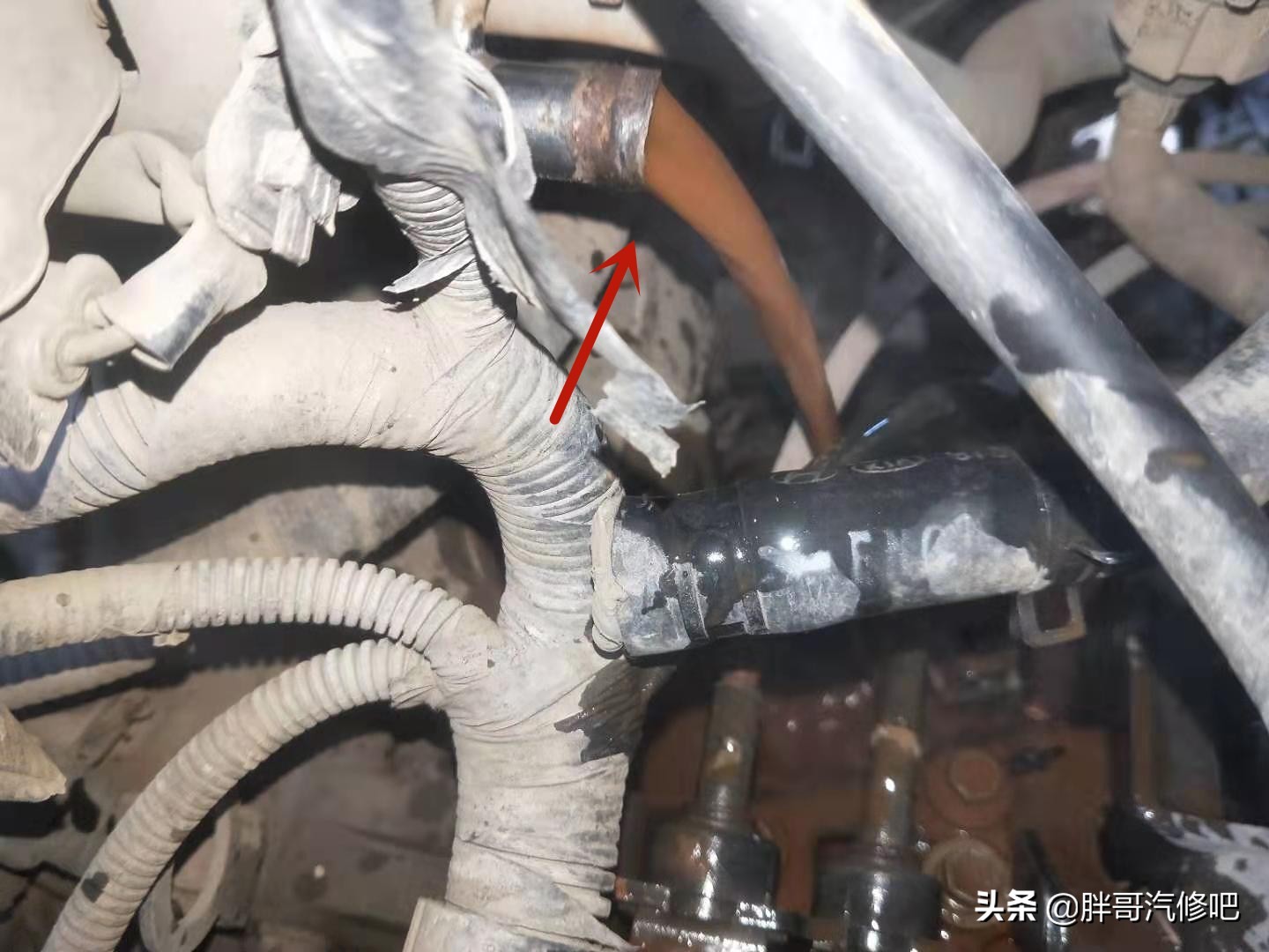 汽车暖风不热清洗暖风水箱管用吗,防冻液用了一段时间没颜色了