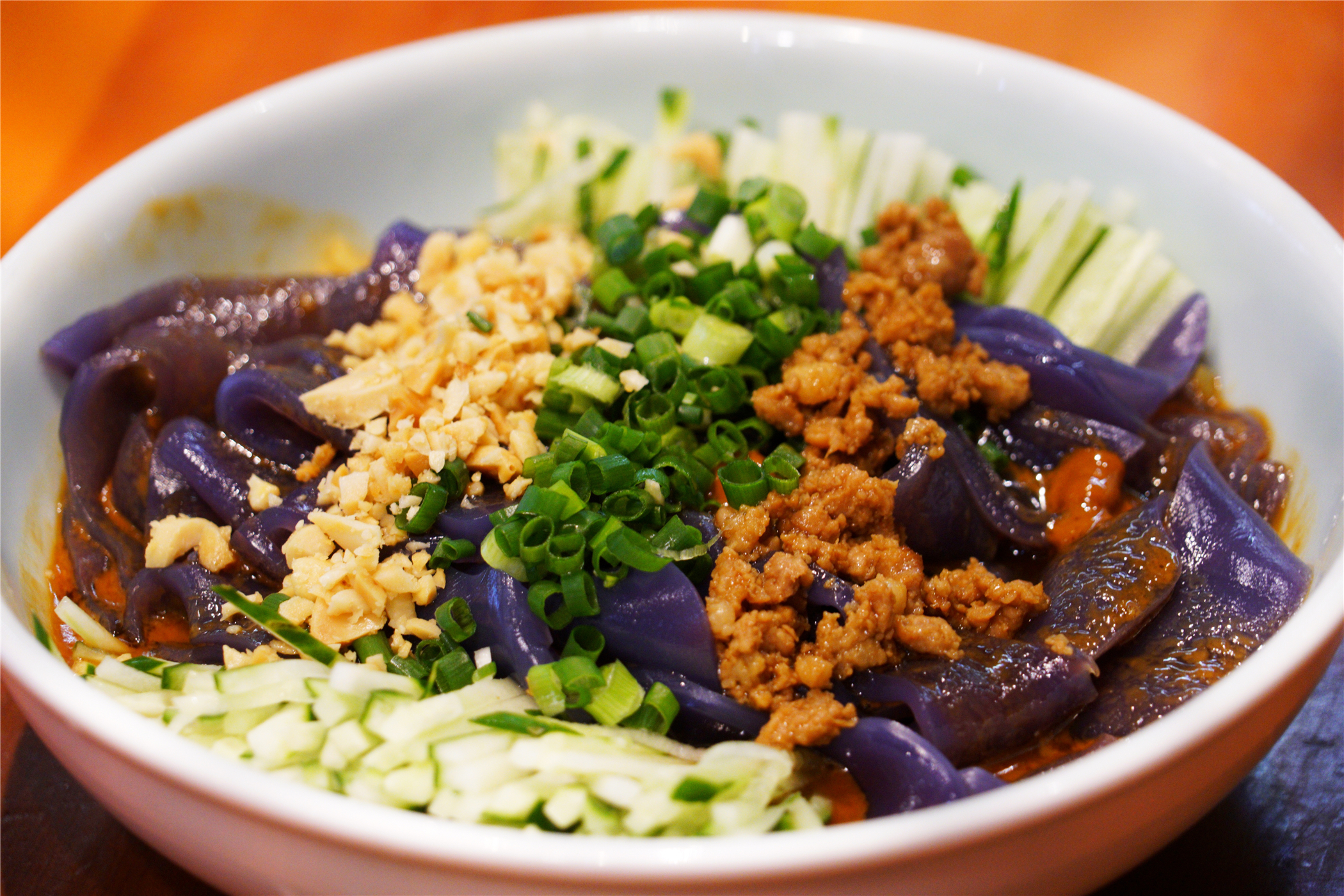 来三亚为什么不能吃椰子鸡,去三亚别忘了吃海鲜