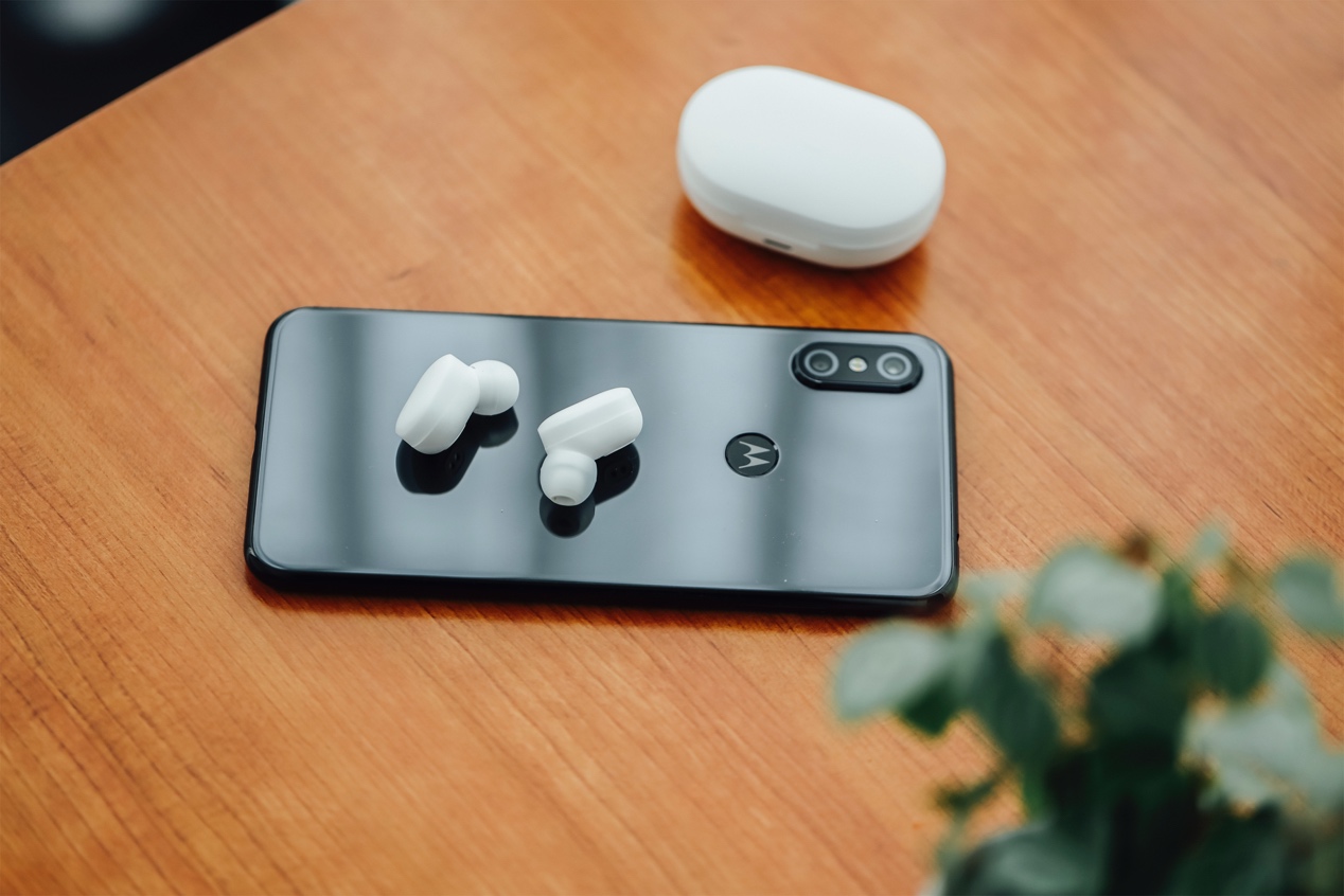 红米蓝牙耳机airdots3青春版评测,小米耳机airdots青春版使用说明书