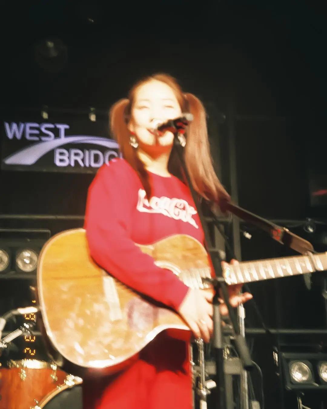 blackpink同款胶卷相机,blackpink同款胶片机