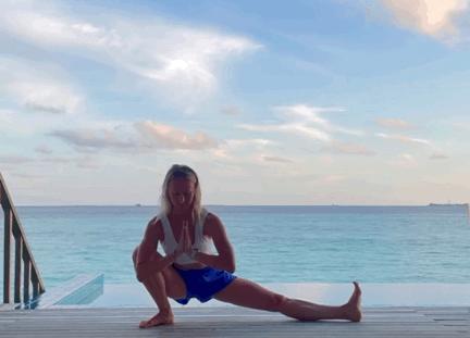 人老腿先衰锻炼方法,经络瑜伽每天必练10个动作中老年