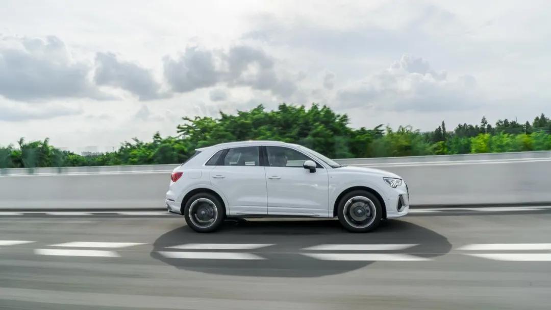 挑战航海家四驱尊雅版,全新林肯冒险家整体实力精进