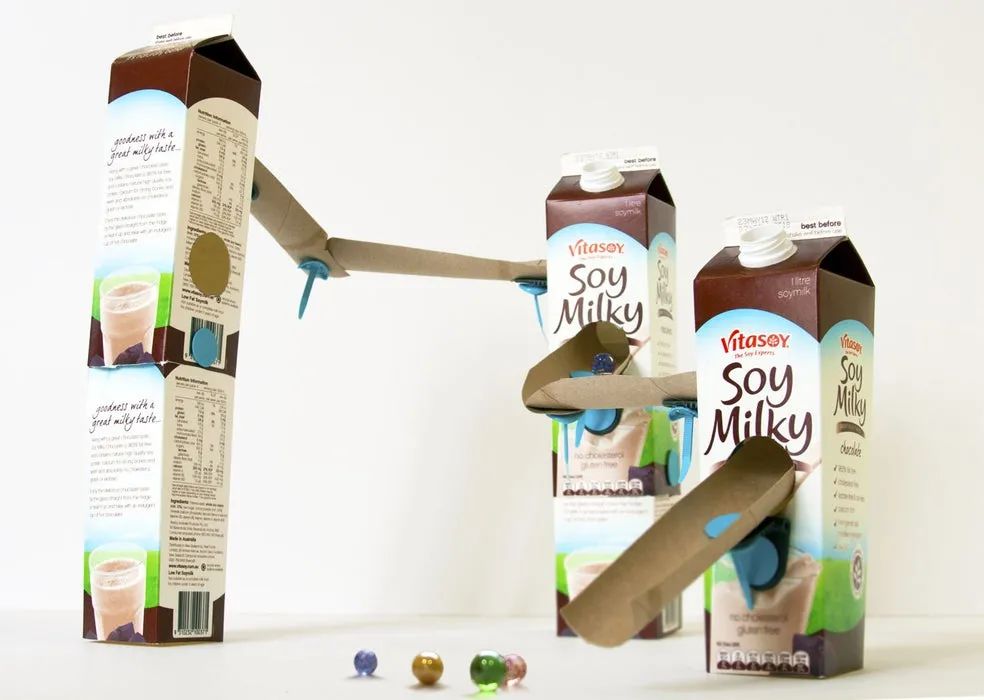 15个人左右玩的小游戏,15个人玩的室内游戏