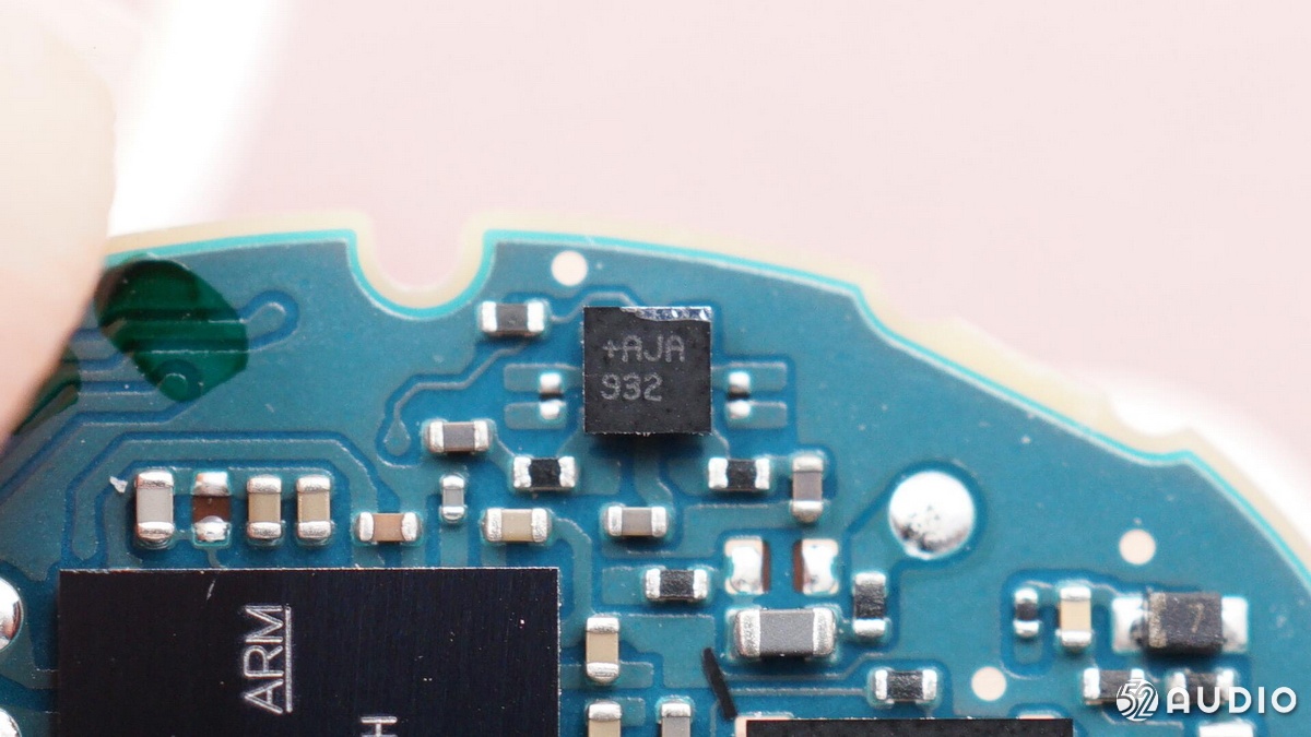 对标苹果耳机airpods三代,airpods2和索尼降噪豆怎么选