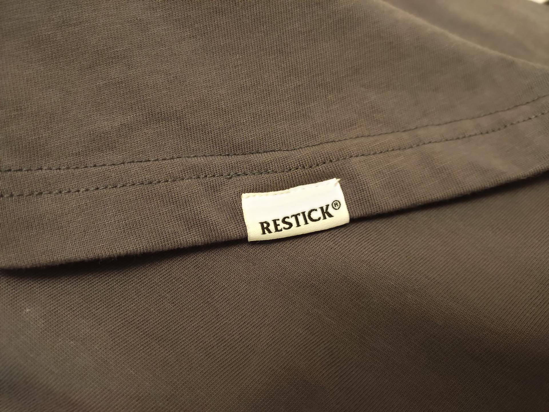 什么材质t恤适合夏天穿,夏季啥材质t恤凉快抗皱不缩水