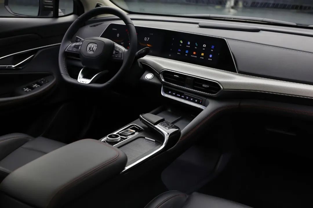 长安uni-v2.0t经典运动款,长安uni-v混动新技术