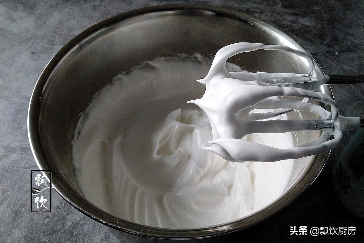 做好的蛋糕放凉容易塌陷,为什么做的蛋糕塌陷和不蓬松