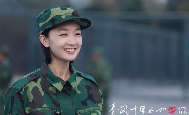 陶燕受贿获刑，引发周冬雨人设危机，限薪令下她也能片酬过亿？