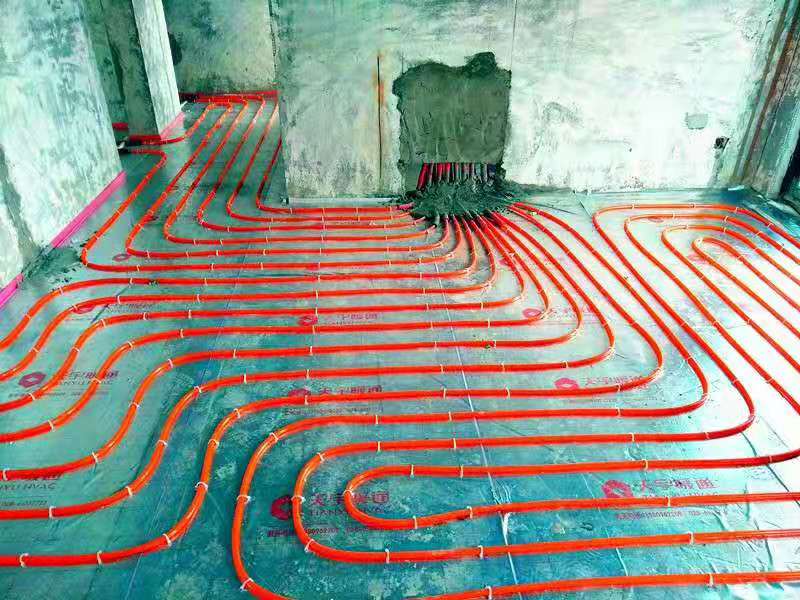 地暖如何安装不会导致地板破裂,地暖如何安装避免不循环