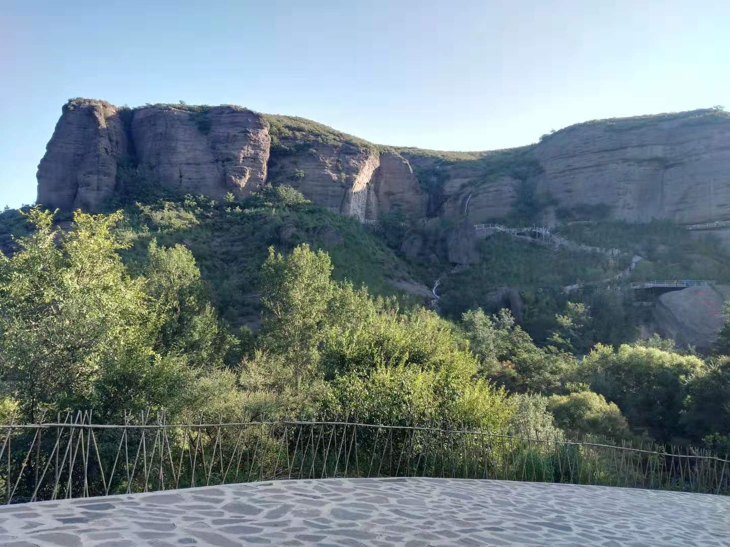 最好爬、闹市区、景色奇、有野猴—野游户外-5