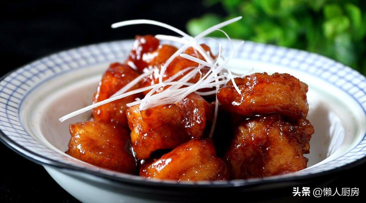 怎么把大虾炒外酥里嫩,如何做虾好吃又简单油焖大虾