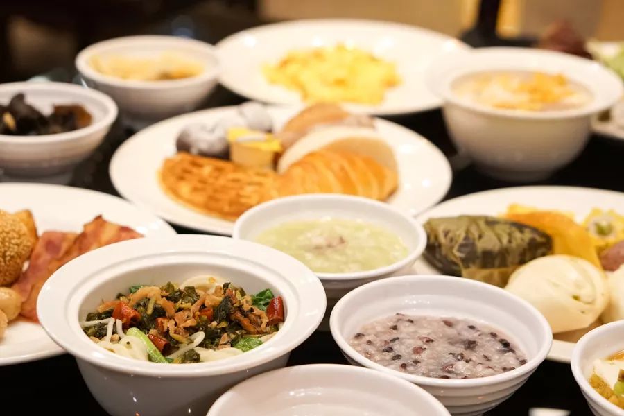 ¥499/10份-喜来登酒店早餐全年通用券，100+种花样美食！