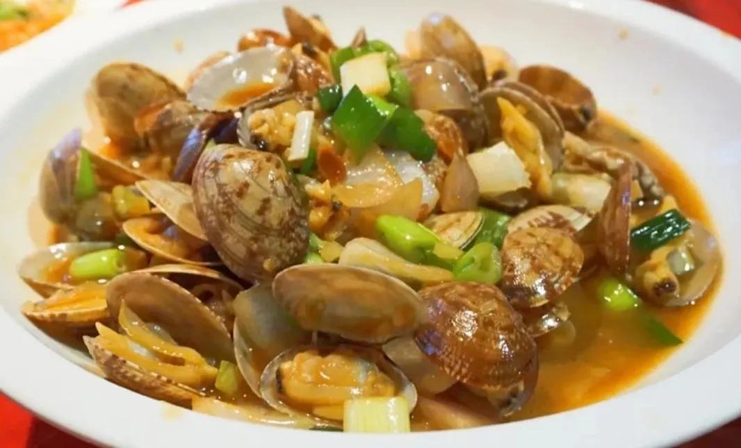 你可以说不好吃但不能说没吃饱,台州又好吃又好玩这句话对吗