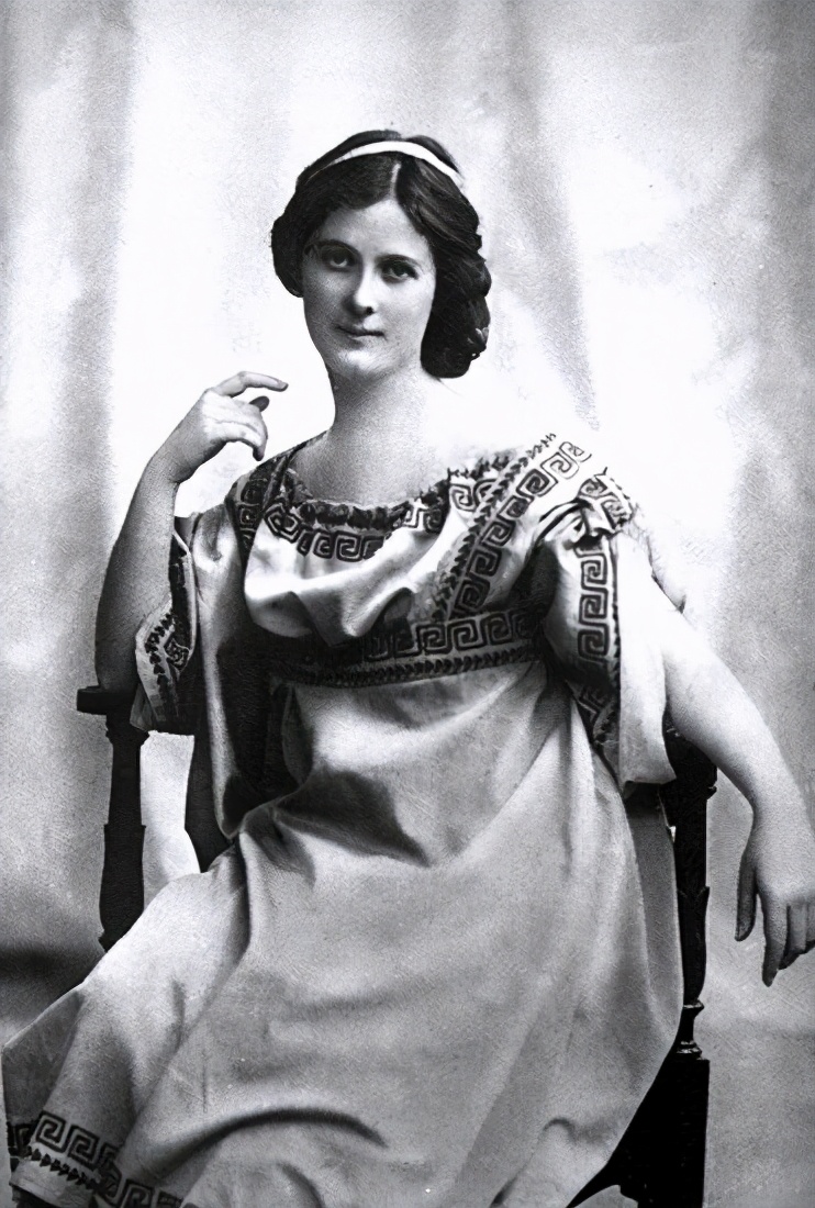 生如夏花人物,邓肯的人物形象