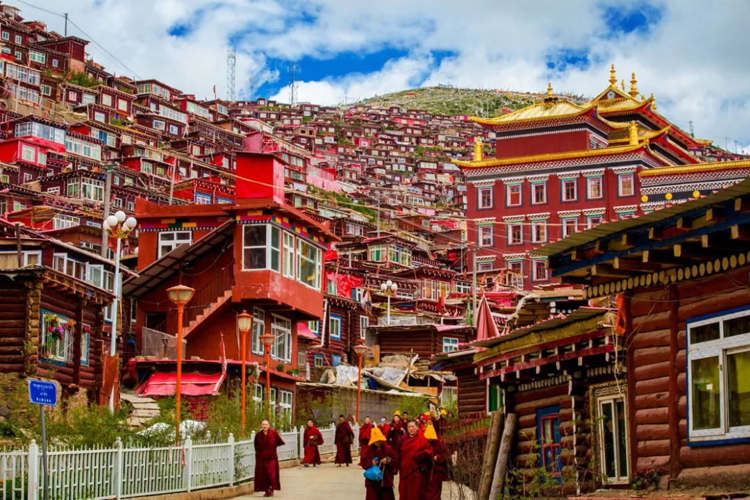 嫁给一个很爱的人是什么体验,喜欢旅行的男人值得嫁吗