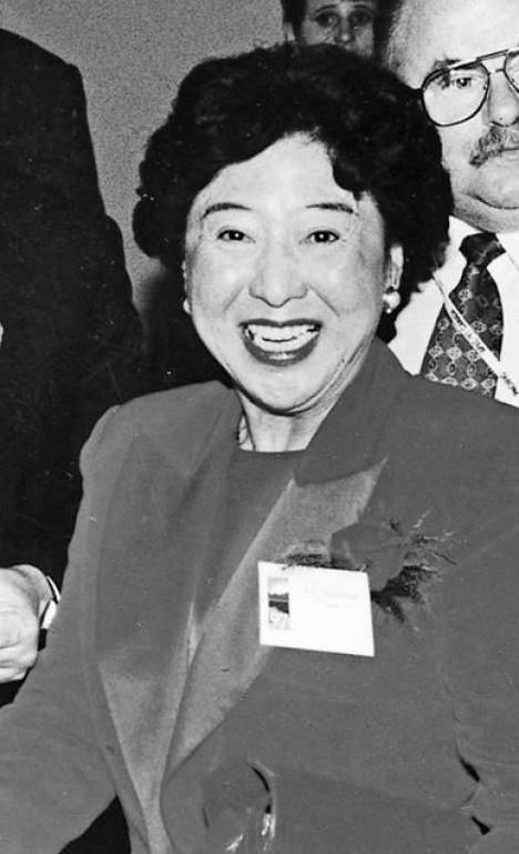 孙中山孙女孙穗芳：没出生就被抛弃，30年后父女相见一把辛酸泪