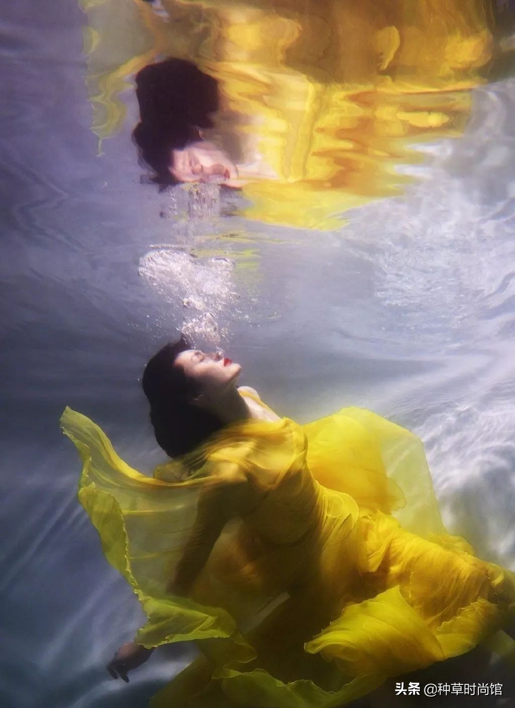 时髦针织衫穿搭,针织衫如何穿出时髦感