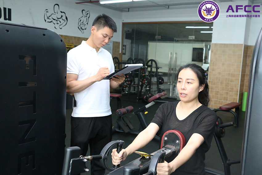 做私人教练是什么体验,做私人教练