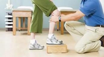 股骨手术后膝盖僵硬是什么原因,手术后膝盖麻木怎么回事