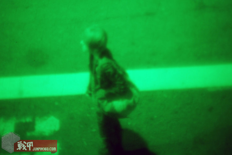 战甲轰鸣致命武器,战甲前期武器推荐