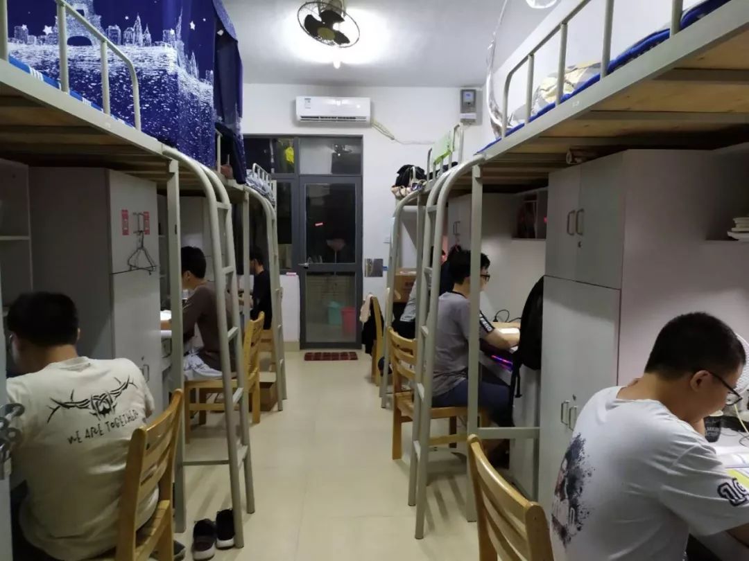 公办学校有哪些好宿舍,来看看各校的大学宿舍