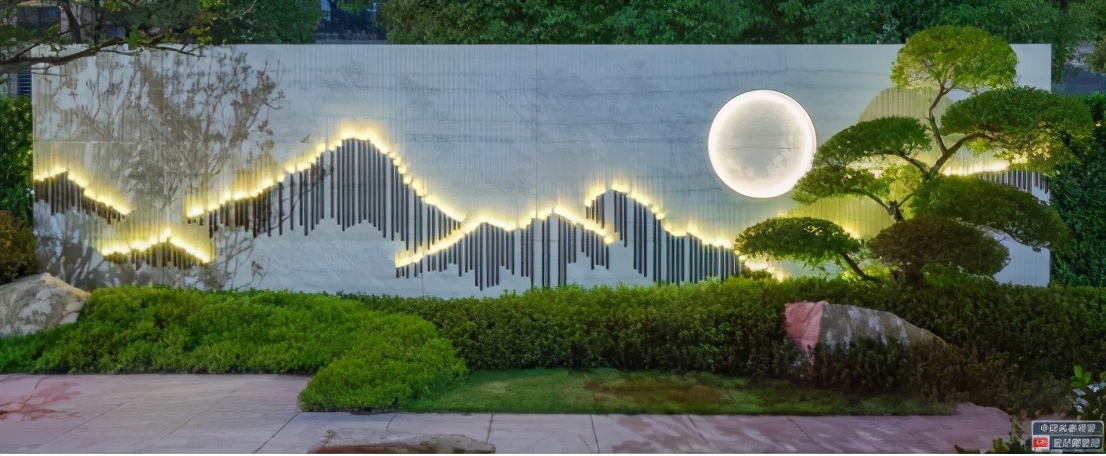 一楼带阳台小花园怎么设计,买一楼带小花园