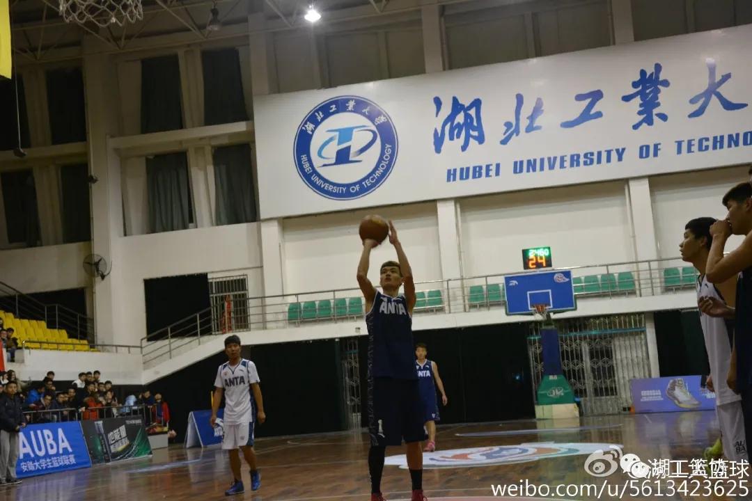 五年长卷画完待续篮球精神永不停歇