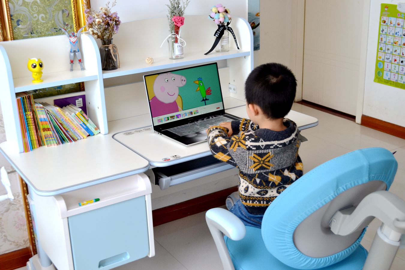 神器学习用品,专业学习桌椅是否鸡肋