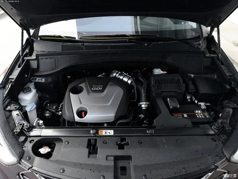 空间大二手车2万左右,二手车2010年现代胜达值多少钱