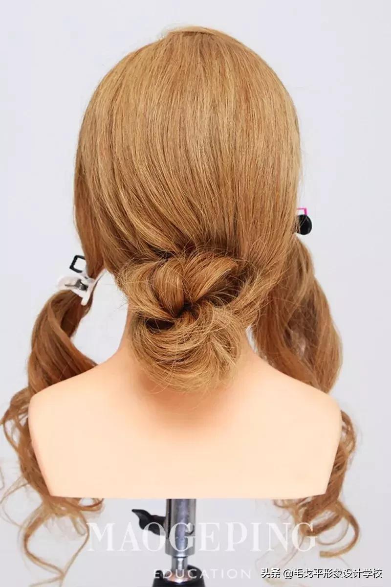 30秒打造优雅气质盘发,高级又气质的盘发教程来了