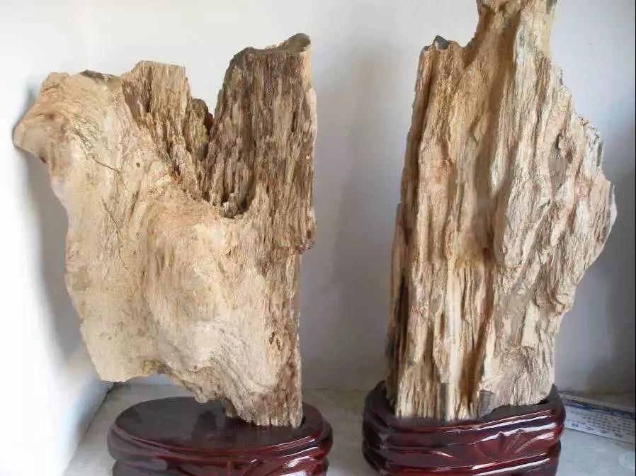 疆东和田玉籽料,和田玉分为哪些种类的石头呢