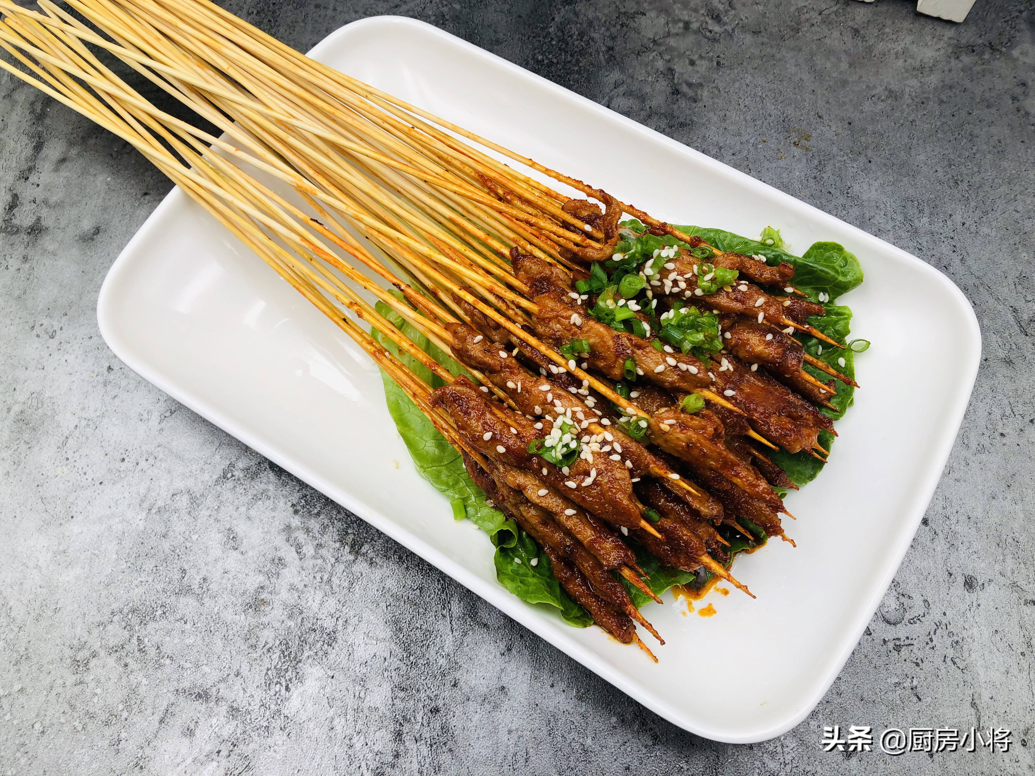 现在摆摊最赚钱最好卖的是什么,摆摊摆摊卖什么小吃好卖又赚钱