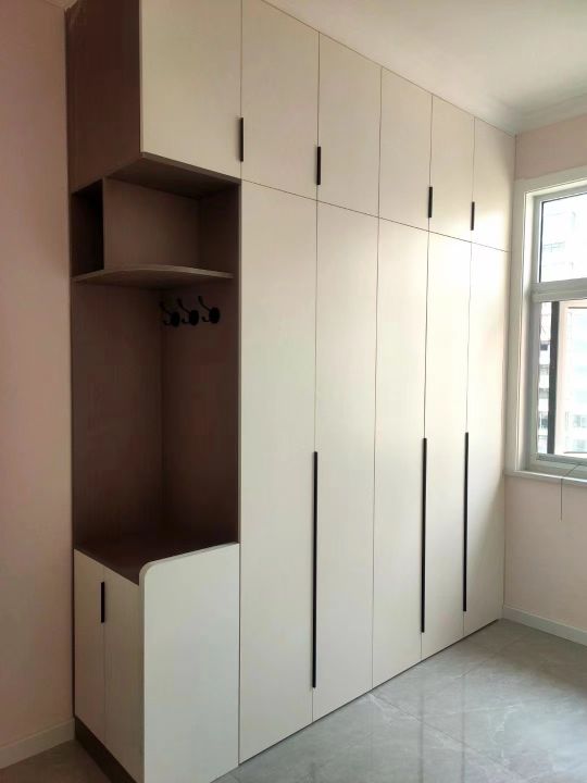 淡雅的橱柜,清新不锈钢橱柜