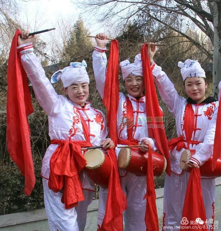 安塞腰鼓舞蹈视频欣赏,安塞腰鼓舞台表演图片