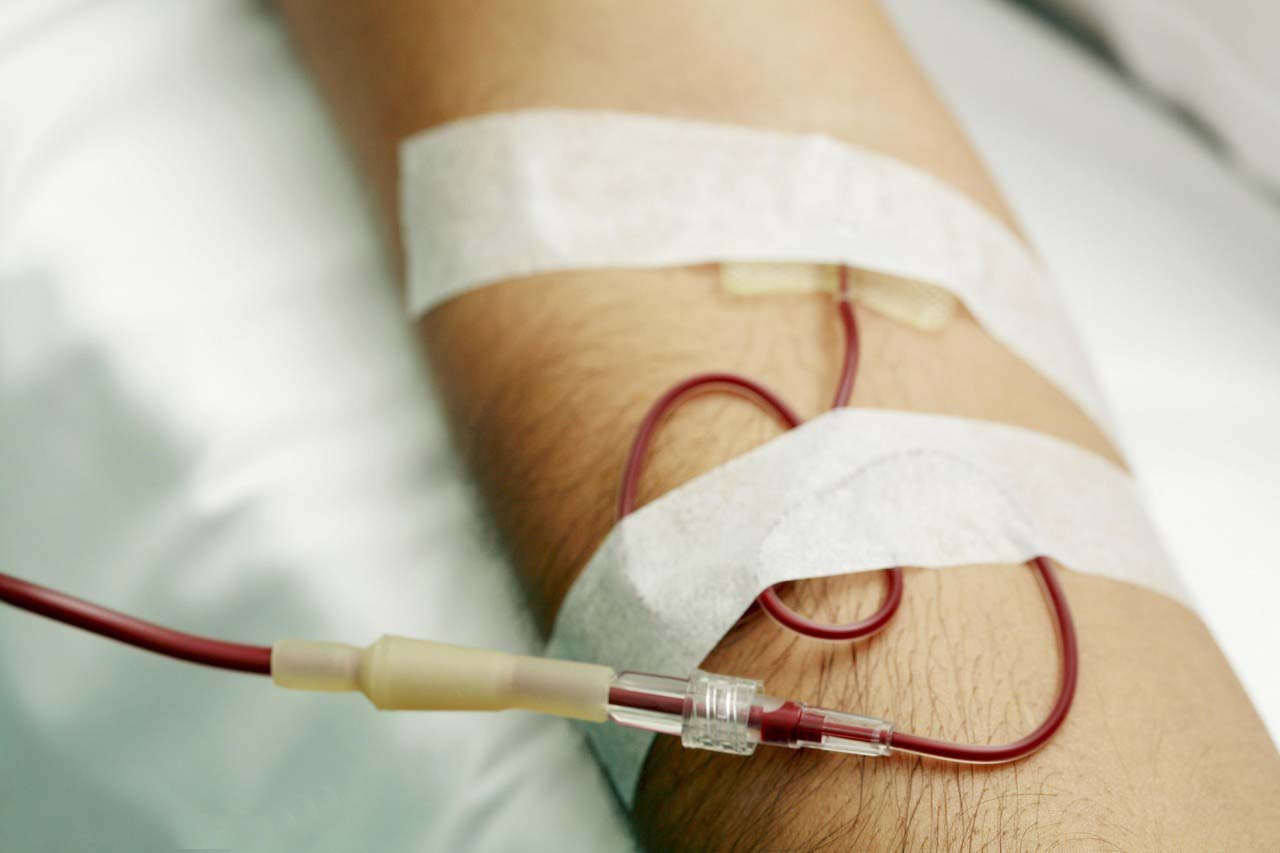 输血跑针了怎么办,输血时滚针会有什么后果