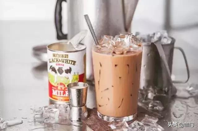 开奶茶店加盟好还是自创好,加盟奶茶店和自己开哪个合适