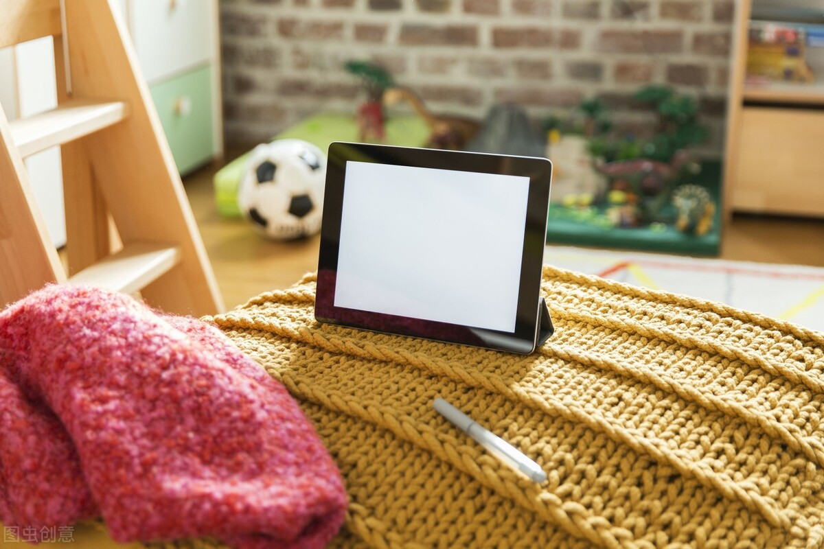 故事:为了一张天鹅绒毛毯,气得妈妈口吐芬芳