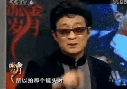 功勋军犬为拍戏被炸死片段,为了电影而被炸成碎片的军犬