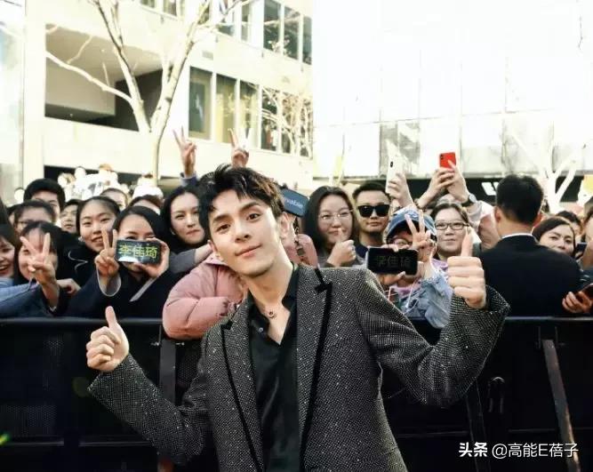 脸大真的不如脸小的好看吗,脸小真的显瘦吗