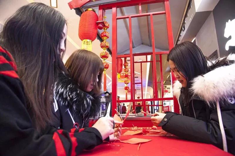 春节去哪里旅游好吃的多一点,好嗨哟吃喝玩乐