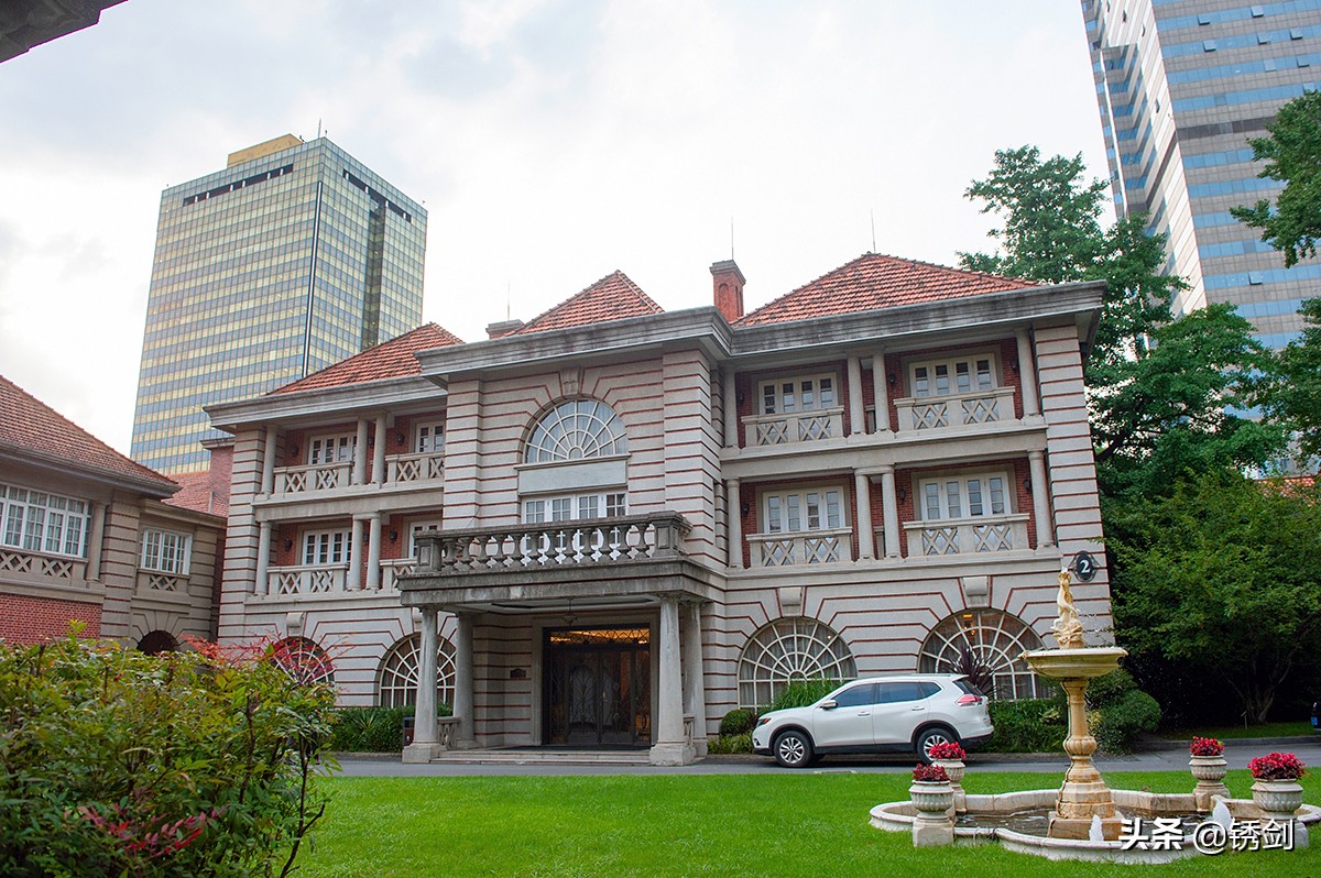 隐匿在上海闹市的豪宅,隐匿在市中心里的中式庭院