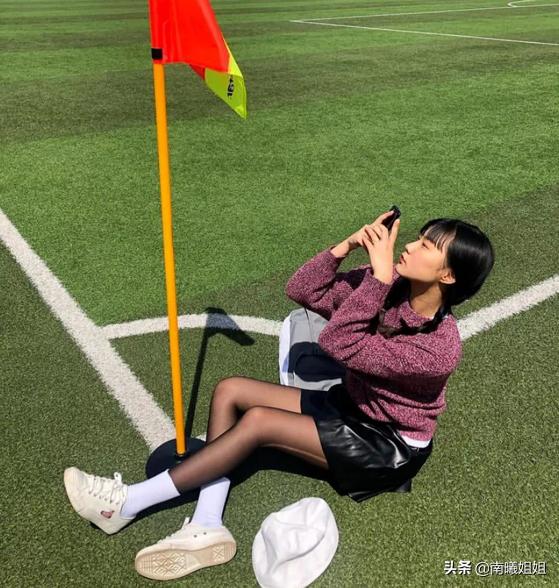 最简单的薄袜怎么穿,夏天长筒袜怎么穿最好看