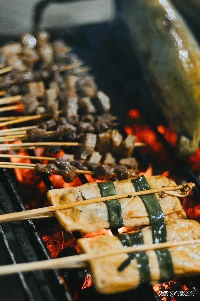 介绍一下云南的西双版纳,云南西双版纳的介绍景点