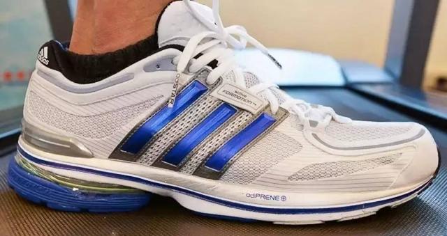 顶级跑鞋品牌排行榜,世界十大顶级跑鞋品牌