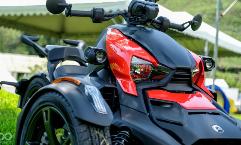 金色庞巴迪倒三轮多少钱,庞巴迪900cc倒三轮最新报价