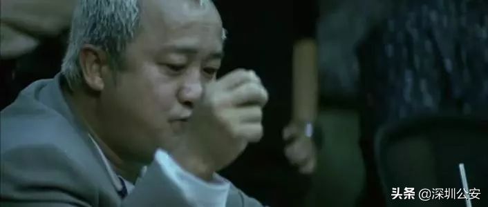 微商哭着下跪,微商的辛酸泪