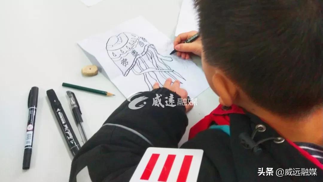 7块钱上8门课！各位家长，这个“便宜”占不占？