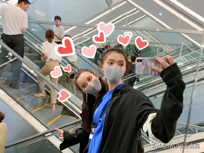 好看的人跟好看的人一起玩,为什么好看的女生都跟丑的在一起